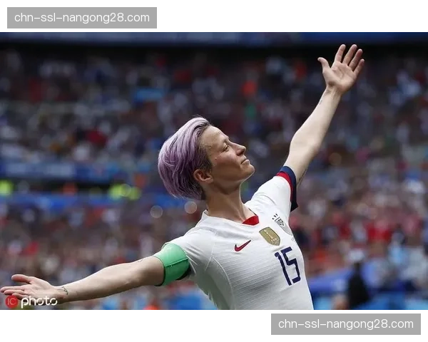 通讯：从十字韧带重伤到重返赛场，美国女足核心拉皮诺埃接受ESPN独家专访