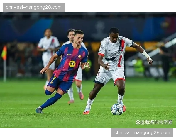 为抗议裁判判罚,巴萨球迷组织计划在下一主场比赛中静默15分钟 为抗议裁判判罚,巴萨球迷组织计划在下一主场比赛中静默15分钟